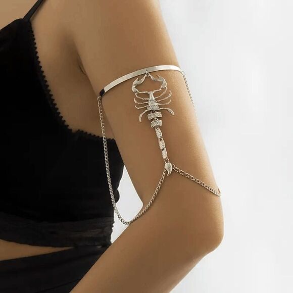 Scorpion & Chain Diamond Decor Arm Cuff - Picture 3 of 5